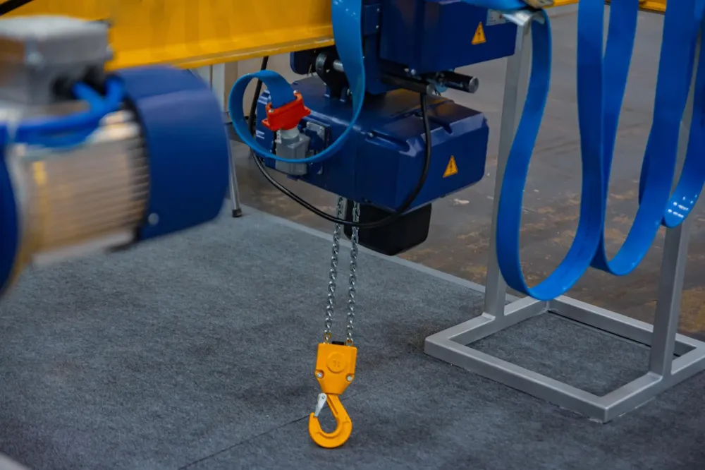 Appareil de levage près de Vinay